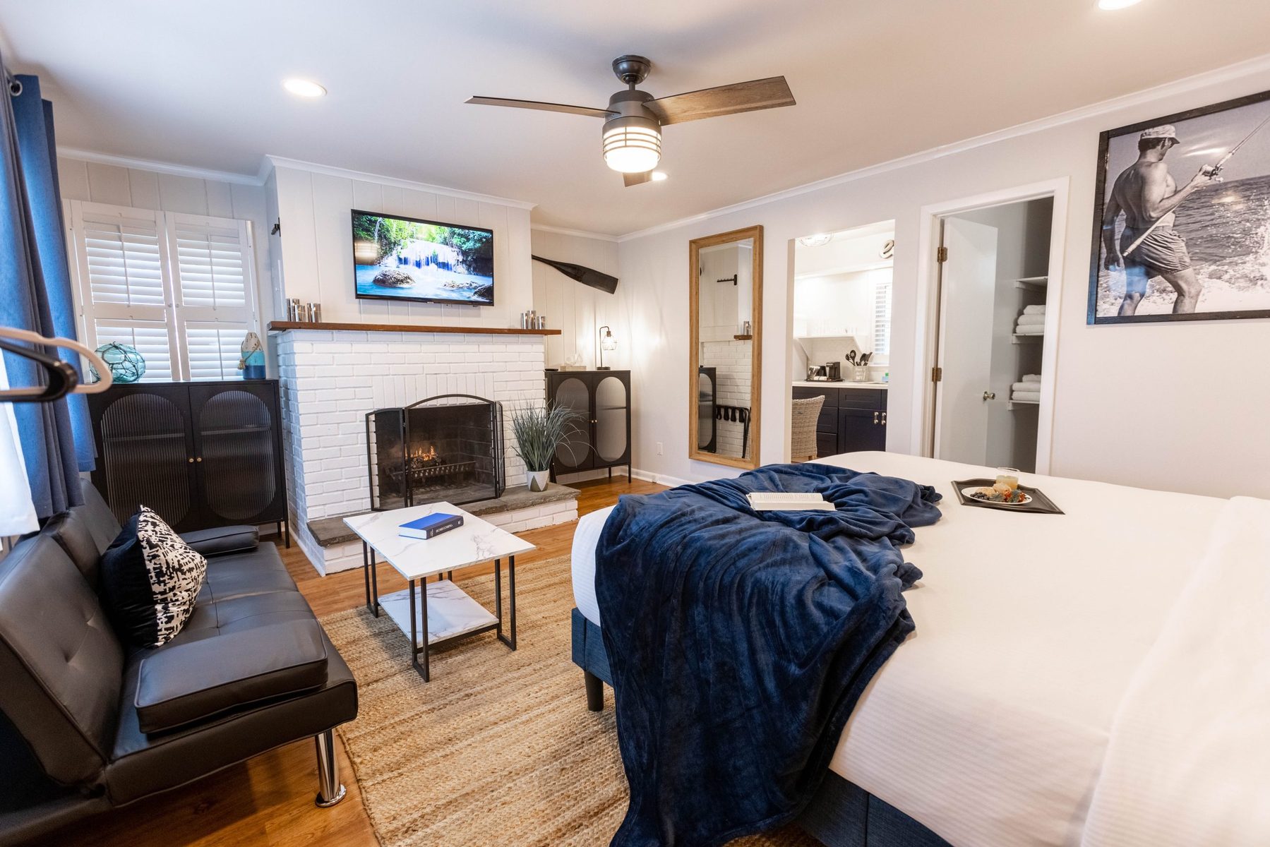 Stylish rooms and suites at Ocean View Terrace Inn overlooking Shinnecock Bay in Hampton Bays, NY